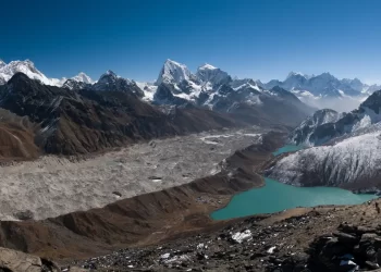 12-day Gokyo Lakes Trek itinerary